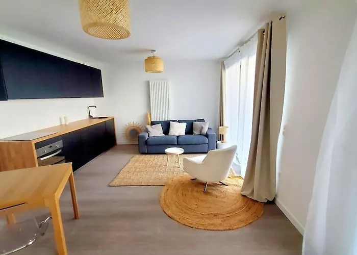 Tours T2 Cosy, Tres Calme, Terrasse, Petit Jardin Et Parking