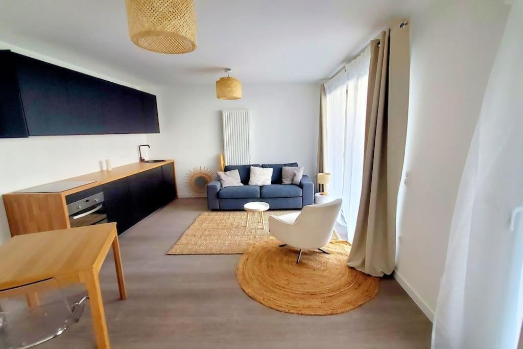 T2 Cosy, Tres Calme, Terrasse, Petit Jardin Et Parking * Tours