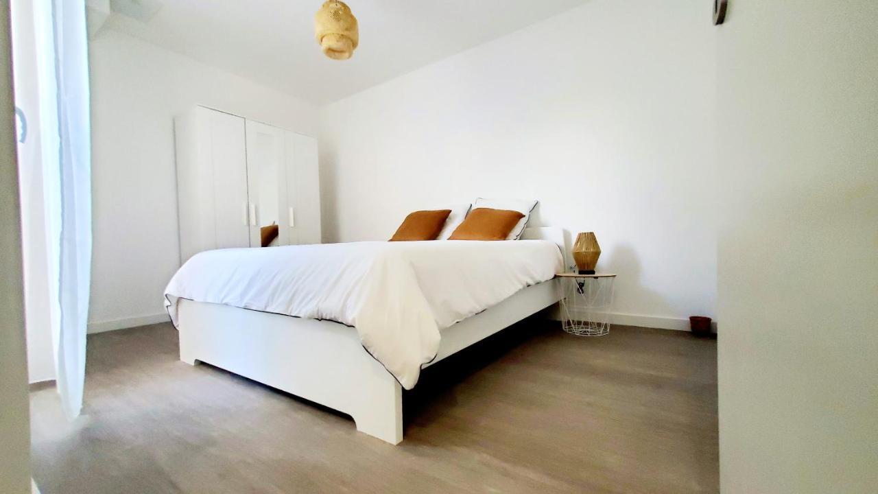 Apartment T2 Cosy, Tres Calme, Terrasse, Petit Jardin Et Parking *